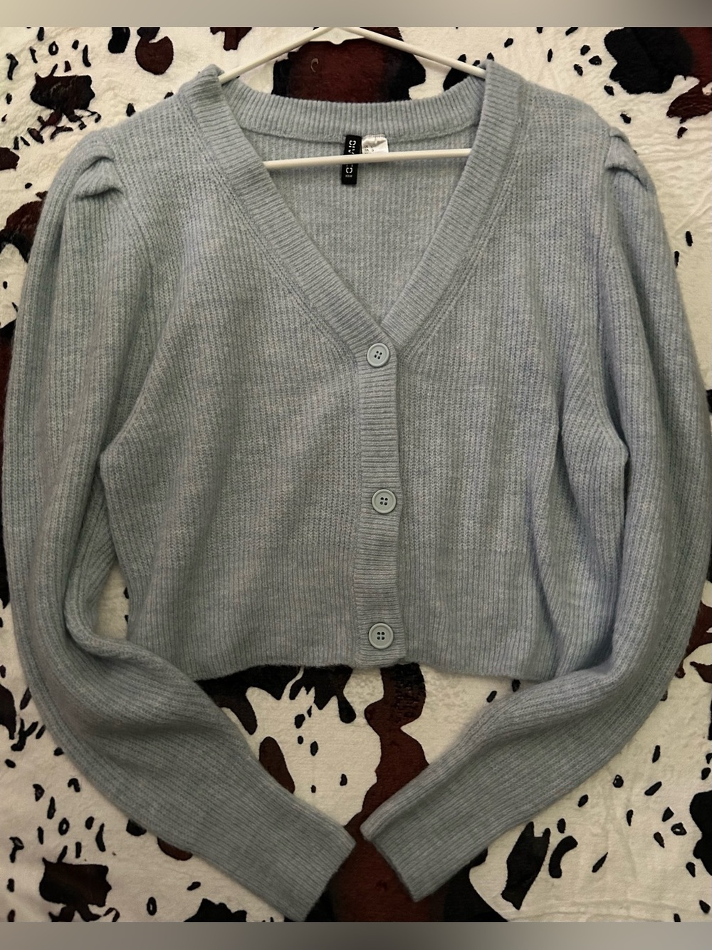 💙 H&M Light Blue V-Neck Button Cardigan Sweater Size Large 💙